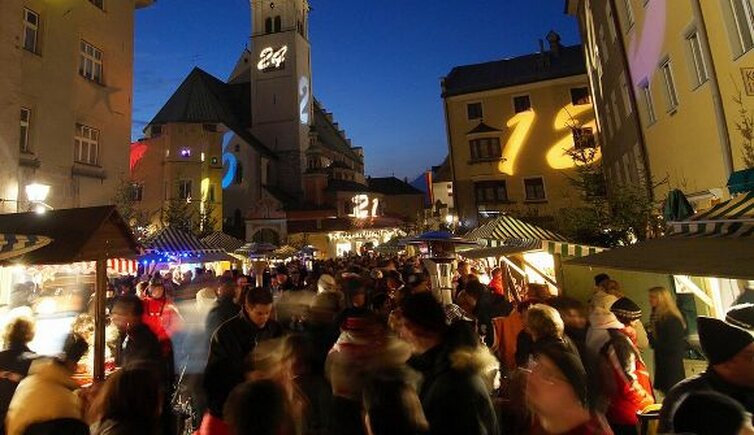 Singles hall in tirol